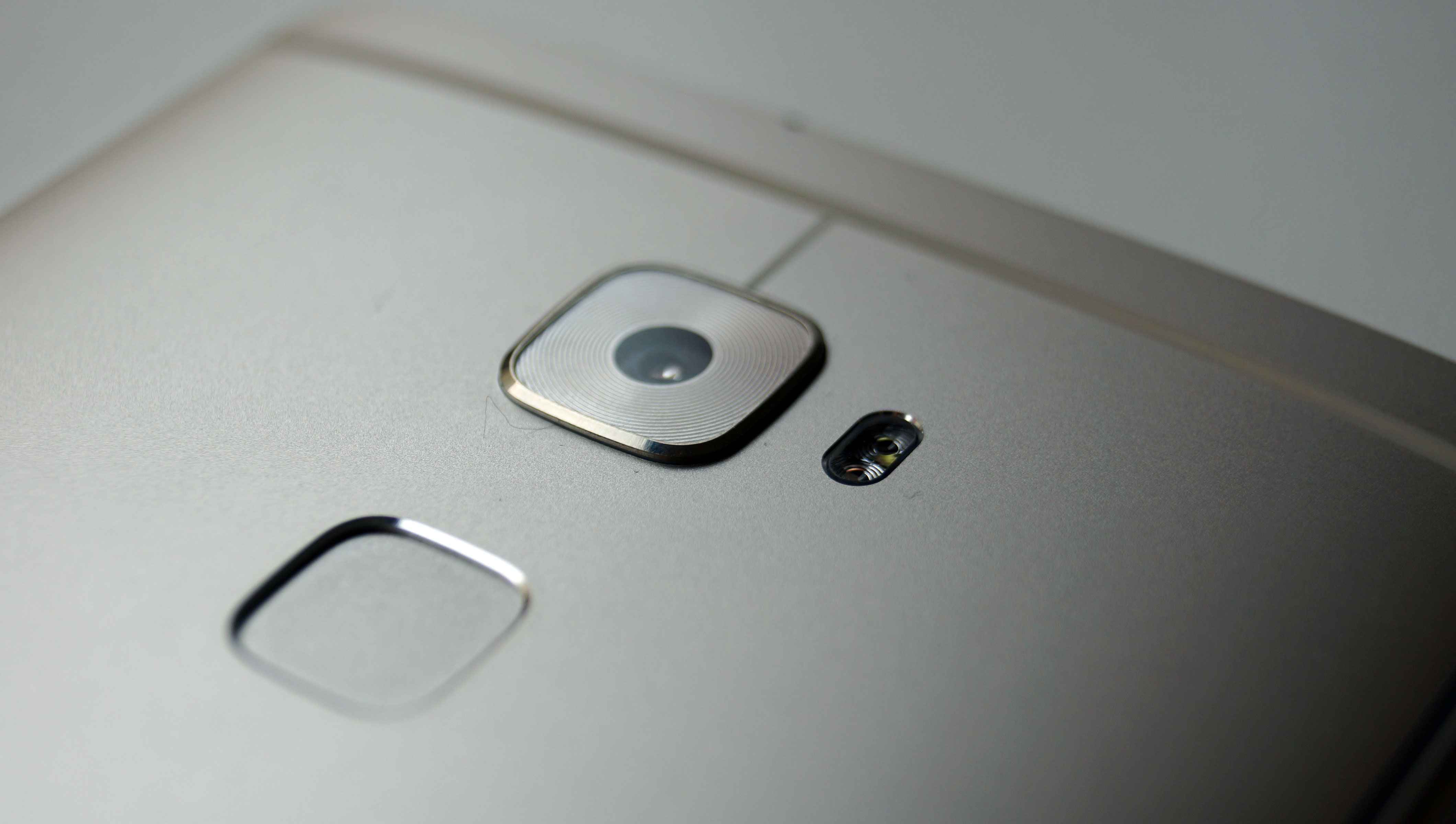 Huawei Mate 8 elődje