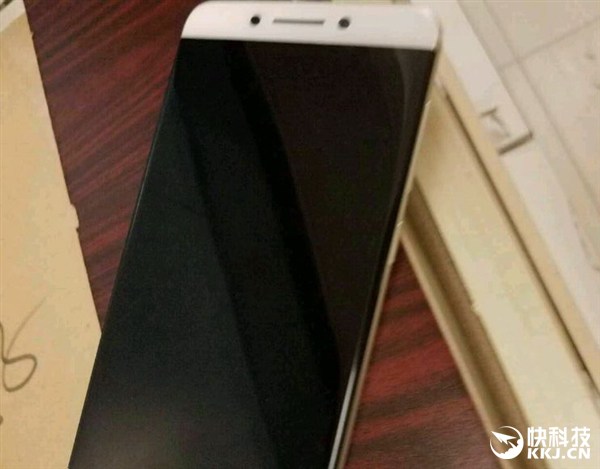 leeco-le2s-01